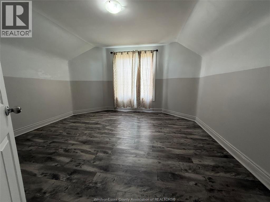 669 Marentette Unit# Upper, Windsor, ON - Indoor Photo Showing Other Room
