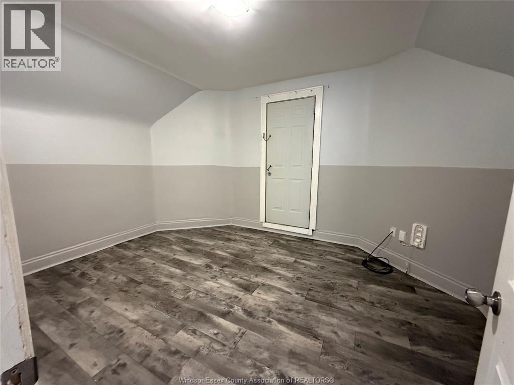 669 Marentette Unit# Upper, Windsor, ON - Indoor Photo Showing Other Room