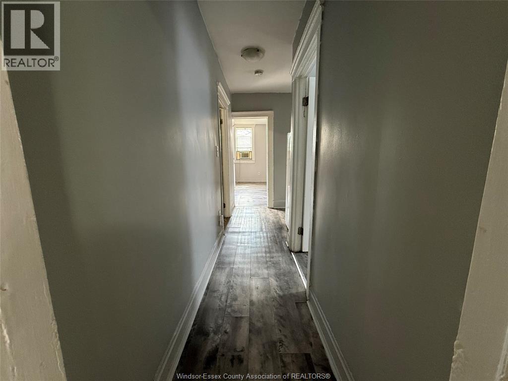669 Marentette Unit# Upper, Windsor, ON - Indoor Photo Showing Other Room