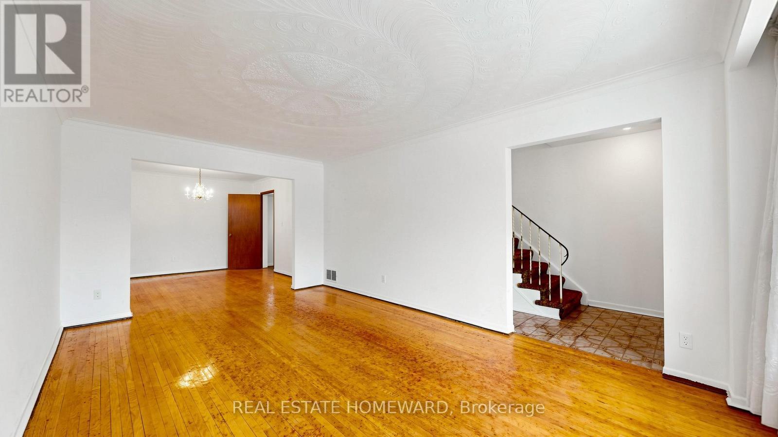 349 Monarch Park Avenue, Toronto, ON - Indoor Photo Showing Other Room