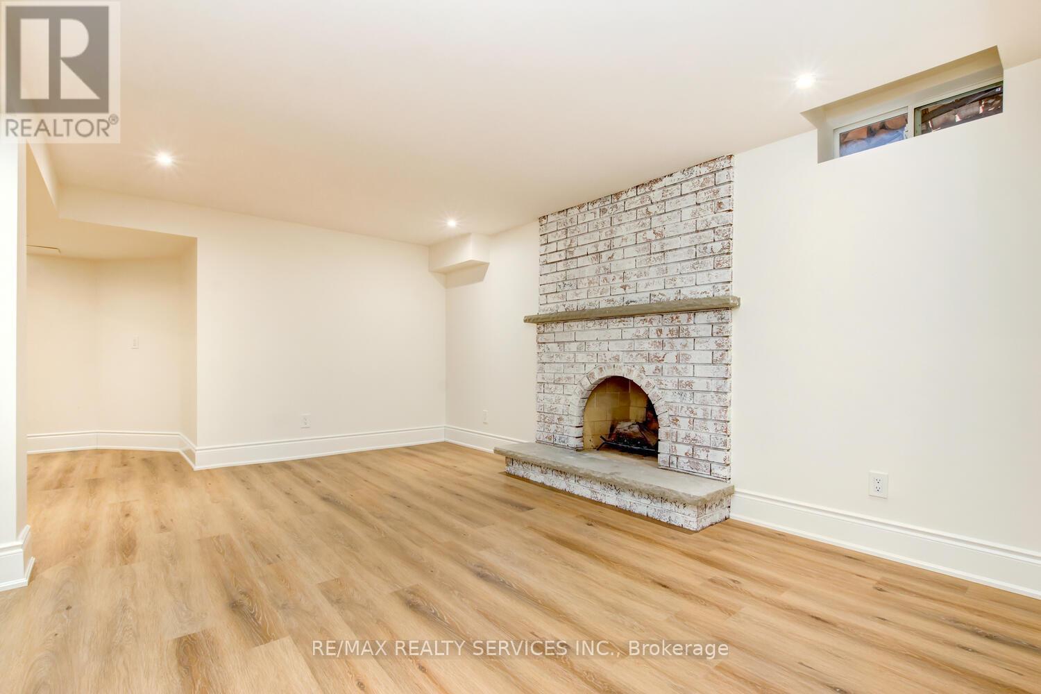 28 Chickadee Crescent, Brampton, ON - Indoor Photo Showing Other Room With Fireplace