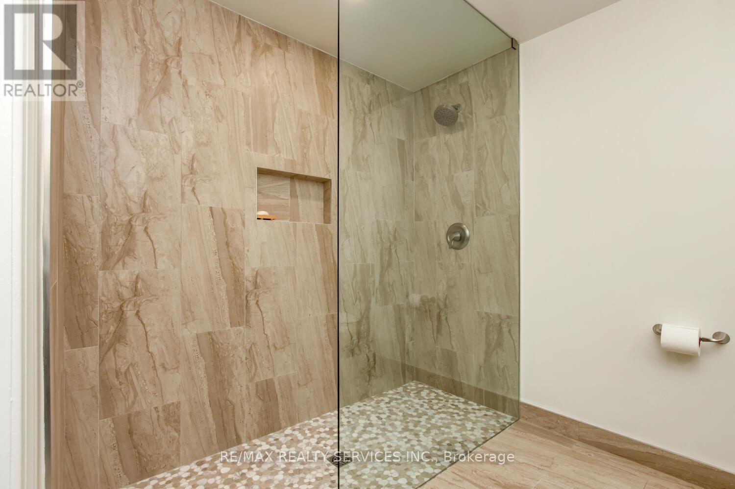 28 Chickadee Crescent, Brampton, ON - Indoor Photo Showing Bathroom