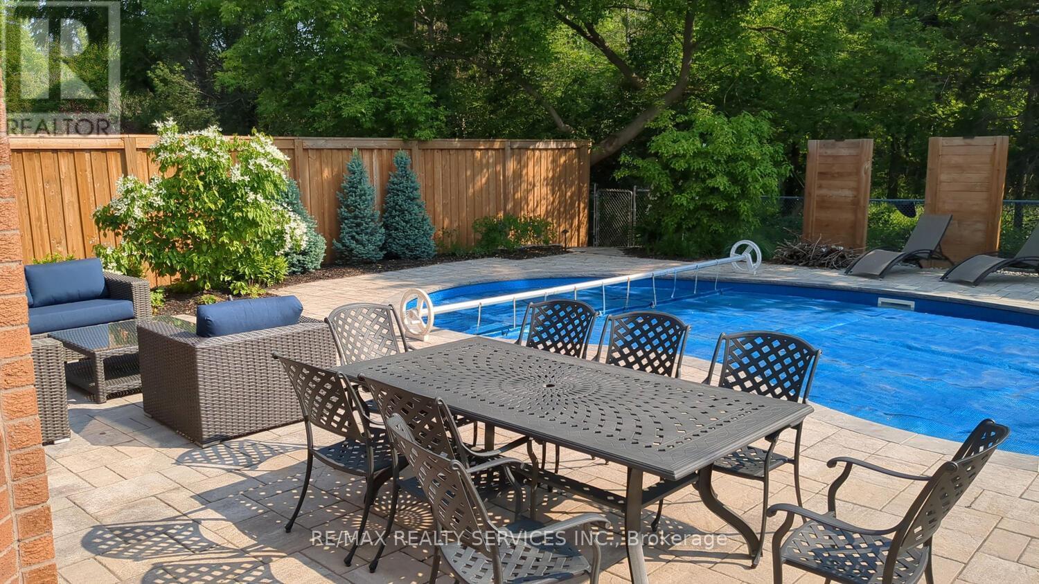 28 Chickadee Crescent, Brampton, ON - Outdoor With In Ground Pool With Deck Patio Veranda