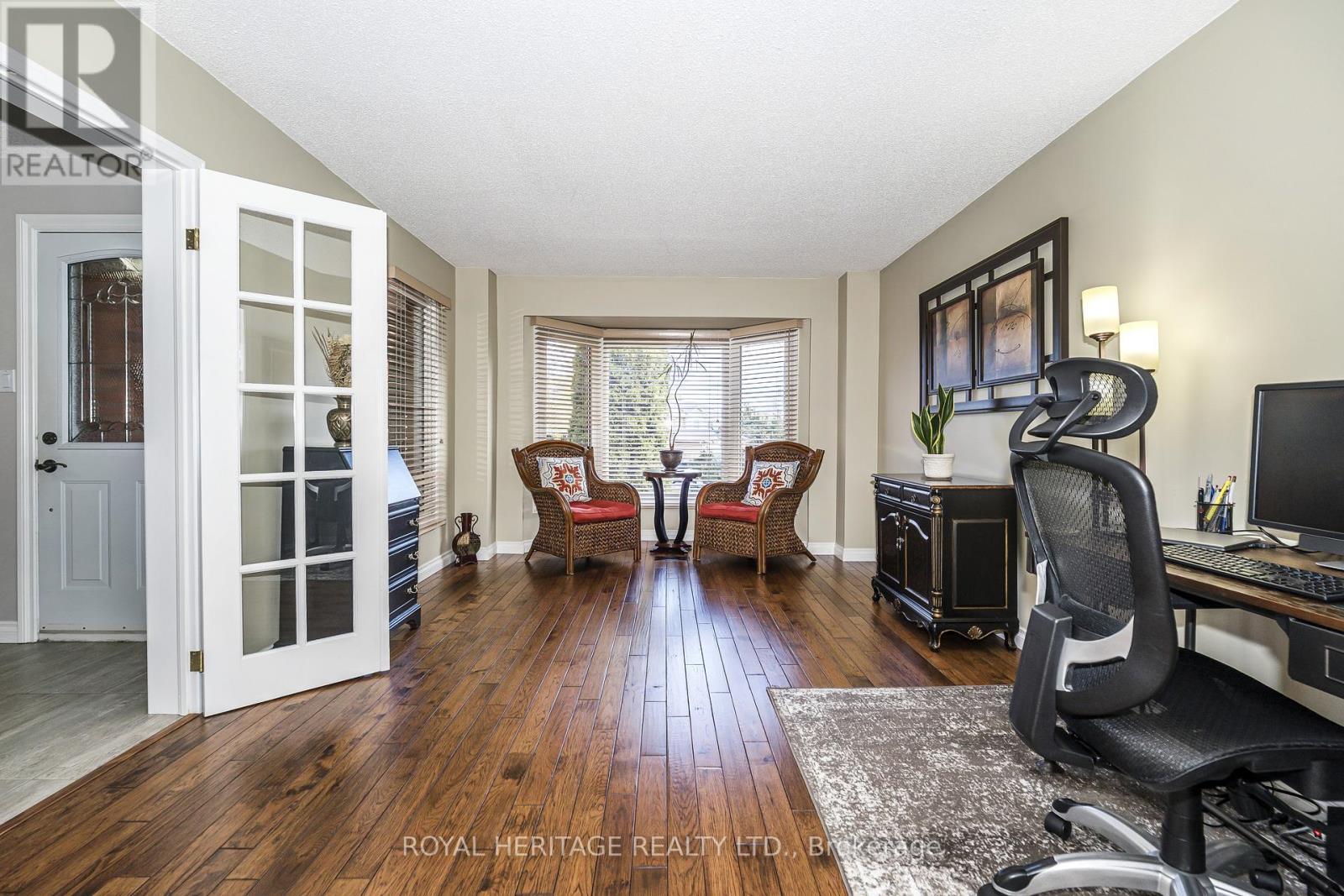 Living - 525 Sundown Crescent, Pickering, ON - Indoor Photo Showing Other Room
