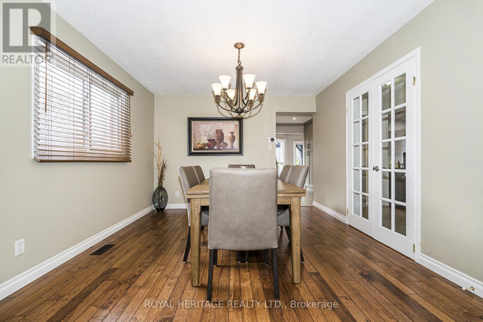 Dining View 3 - 525 Sundown Crescent, Pickering, ON - Indoor Photo Showing Dining Room