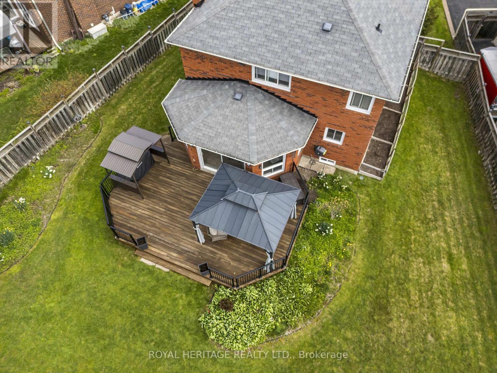 525 Sundown Crescent, Pickering, ON - Outdoor With Deck Patio Veranda With Exterior
