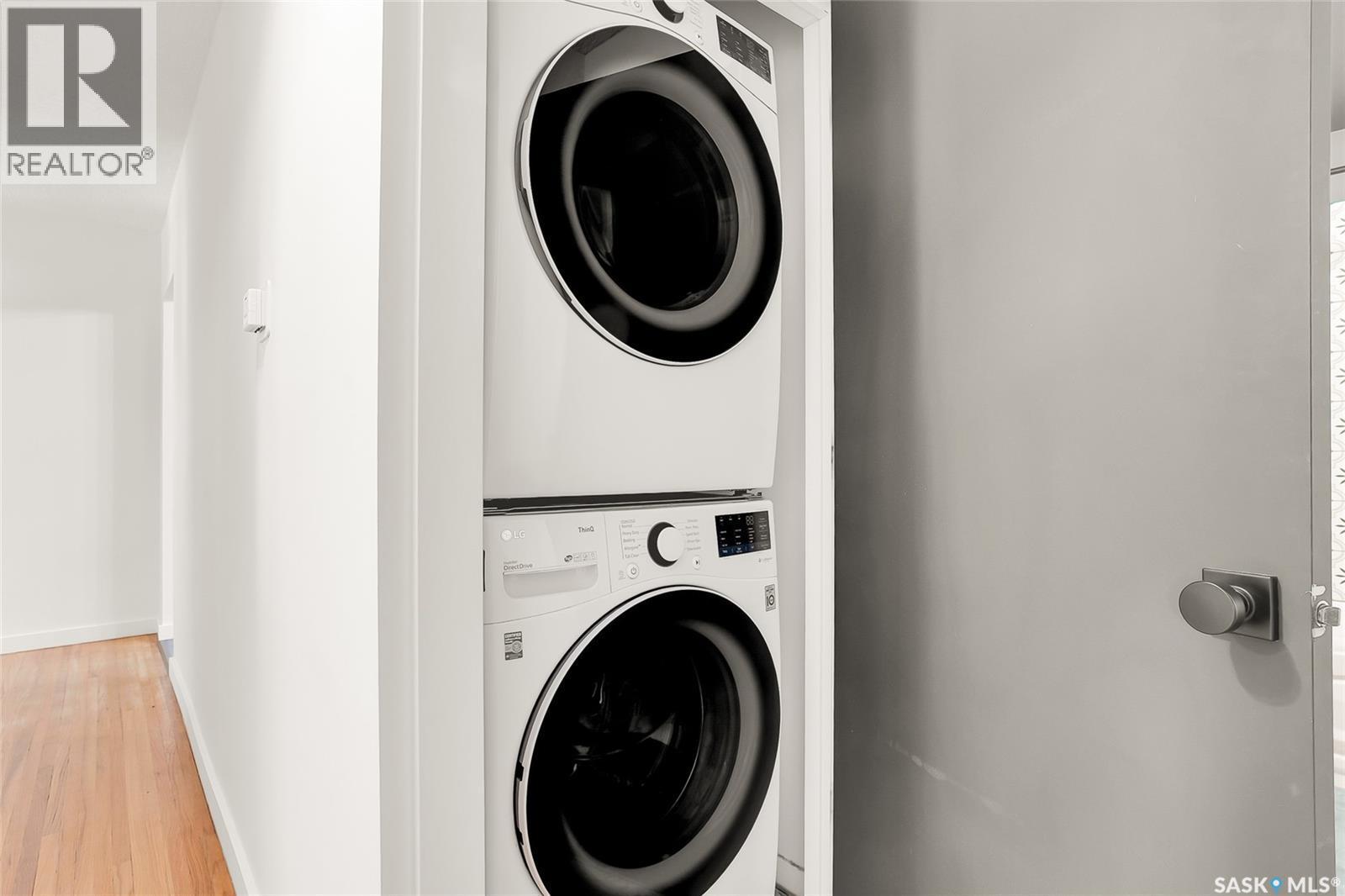 1917 Cairns Avenue, Saskatoon, SK - Indoor Photo Showing Laundry Room