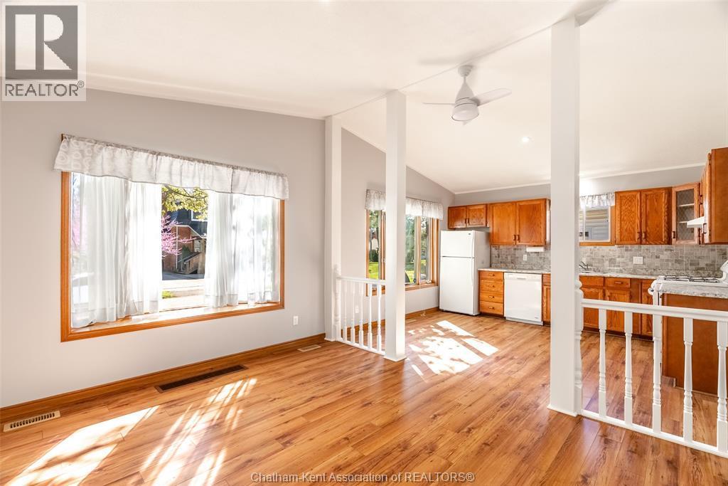 12 Lansdowne Avenue, Chatham, ON - Indoor Photo Showing Other Room