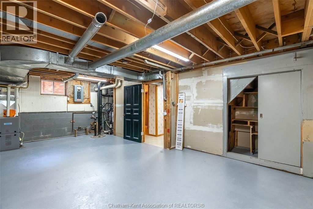 12 Lansdowne Avenue, Chatham, ON - Indoor Photo Showing Basement