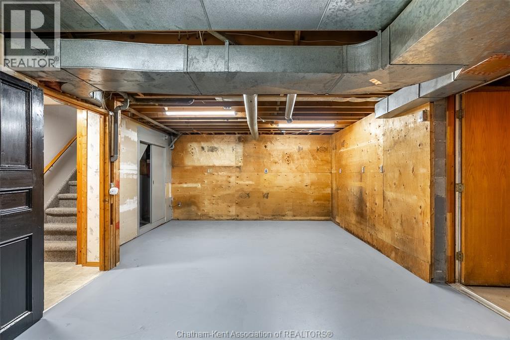 12 Lansdowne Avenue, Chatham, ON - Indoor Photo Showing Basement