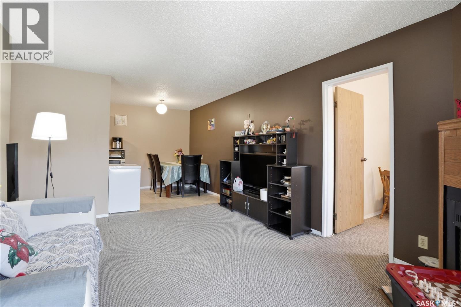 214A 4040 8Th Street E, Saskatoon, SK - Indoor