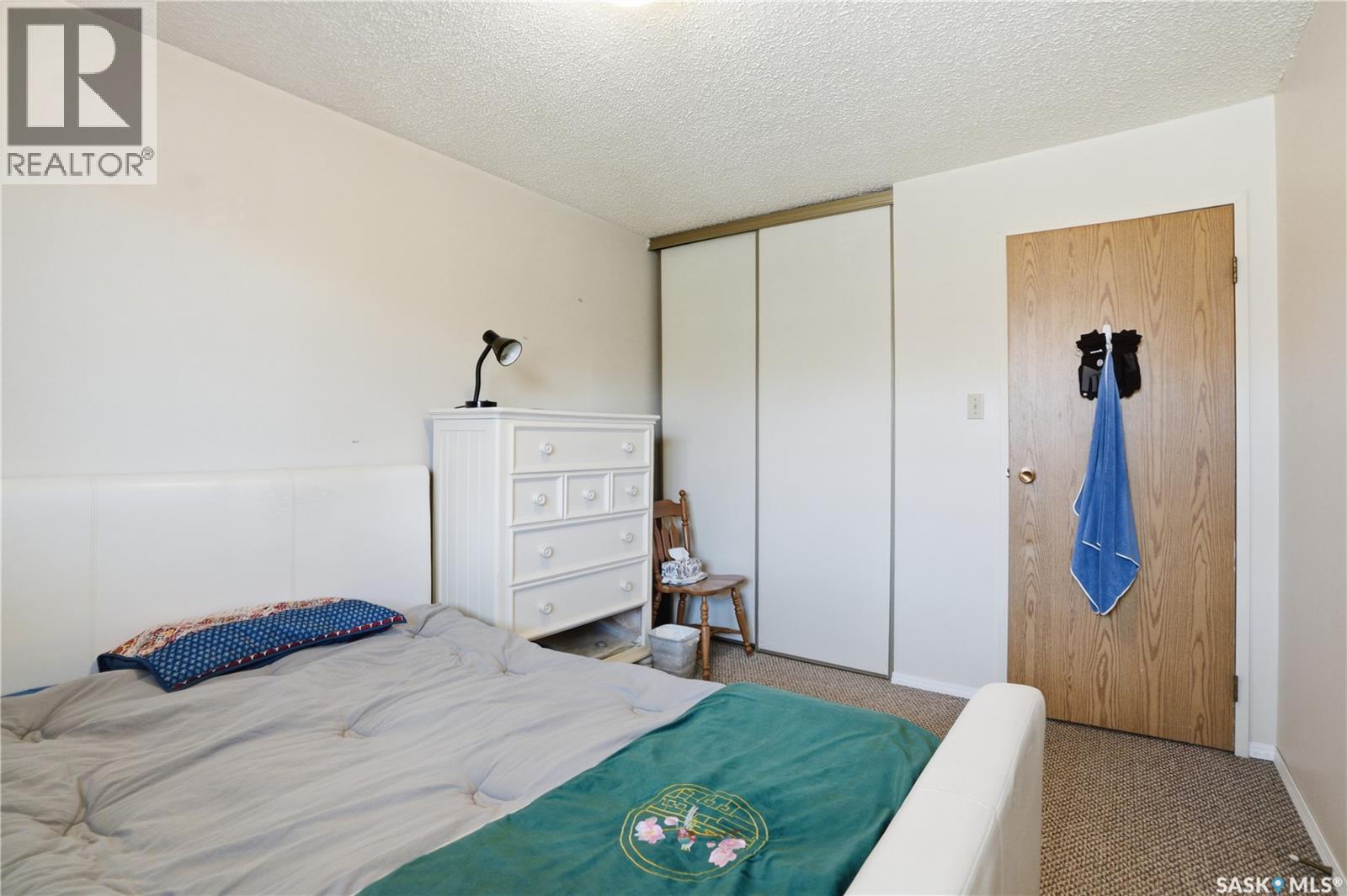 214A 4040 8Th Street E, Saskatoon, SK - Indoor Photo Showing Bedroom