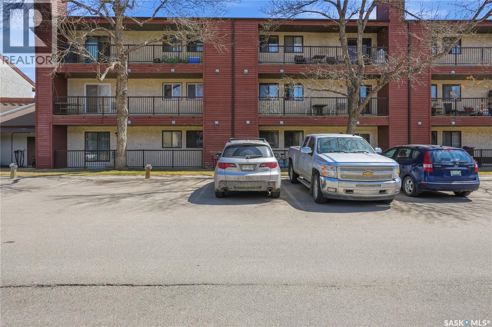 214A 4040 8Th Street E, Saskatoon, SK - Outdoor