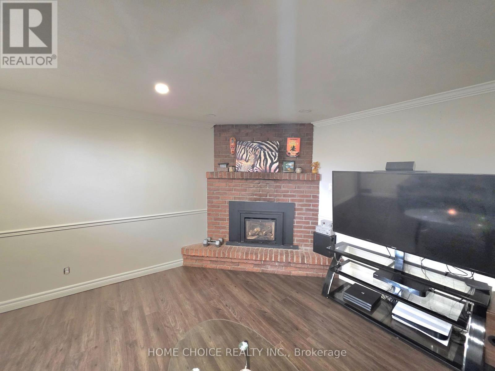 130 Champlain Crescent, Kitchener, ON - Indoor With Fireplace