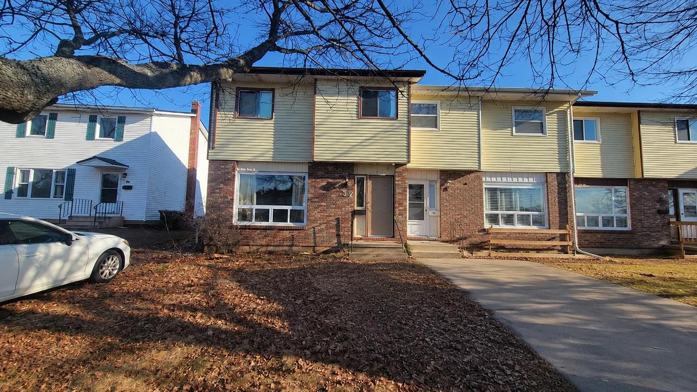 32 Dawson Court, Charlottetown, PE