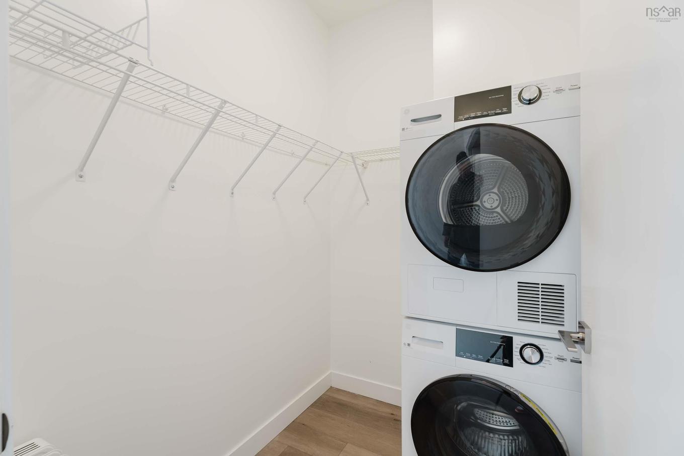 Ph5 5511 Bilby Street, Halifax, NS