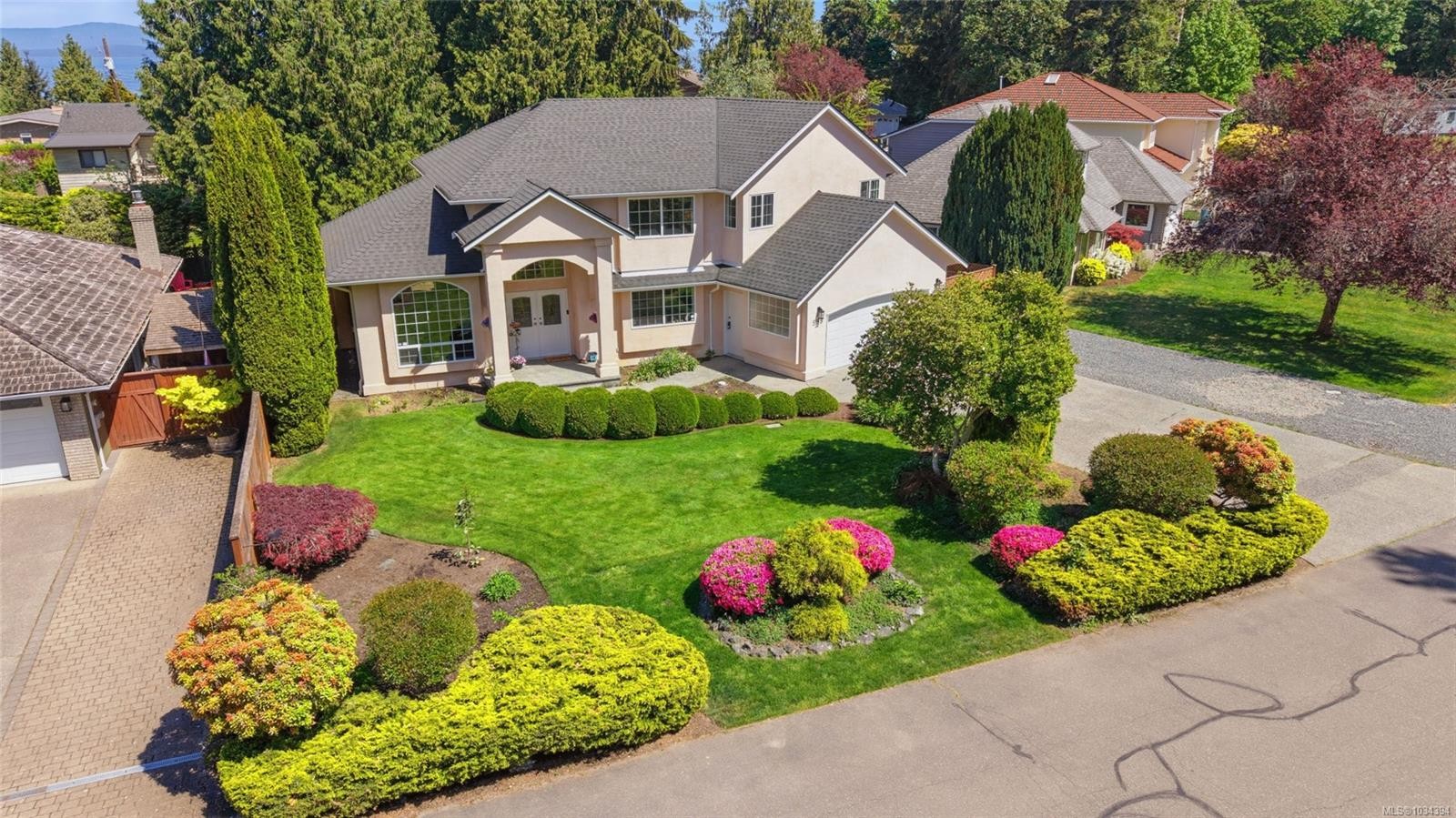 589 Belyea Rd, Qualicum Beach, BC