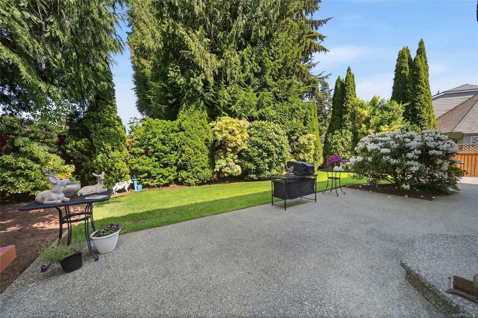 589 Belyea Rd, Qualicum Beach, BC