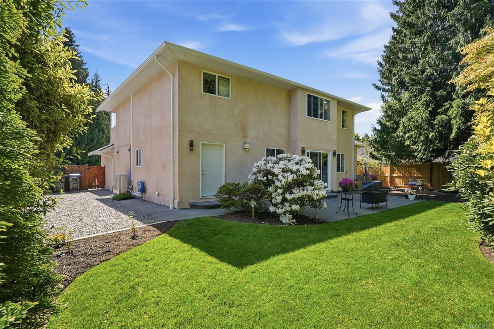 589 Belyea Rd, Qualicum Beach, BC