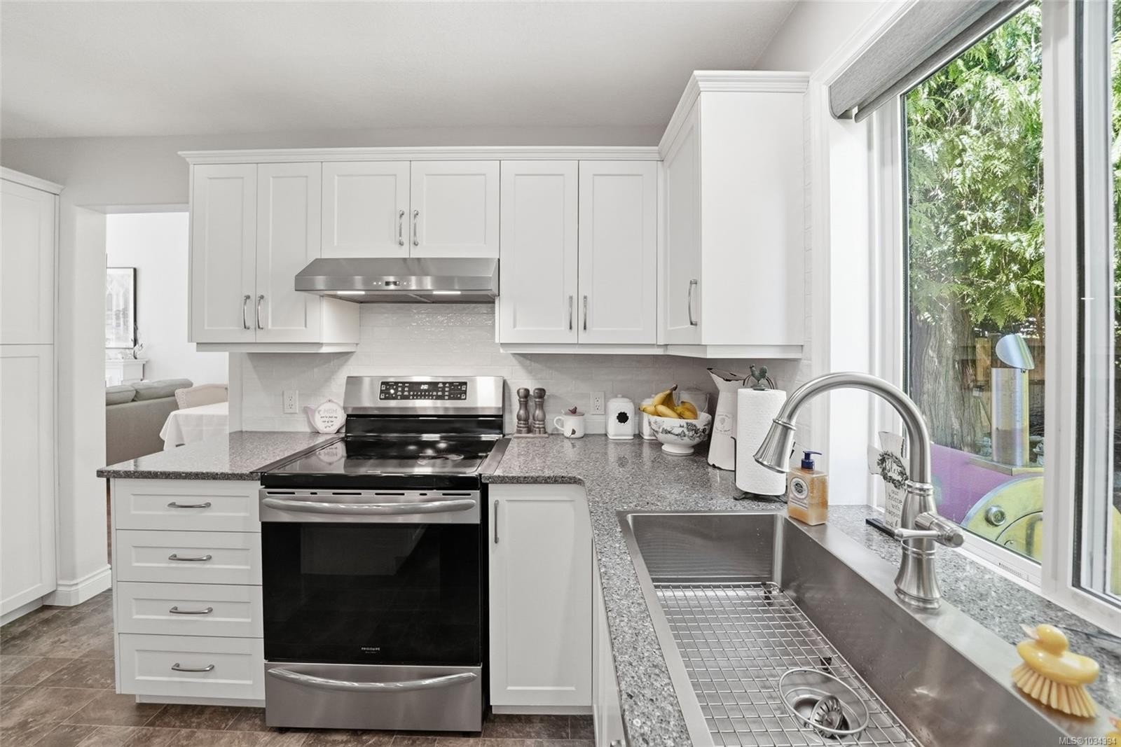 589 Belyea Rd, Qualicum Beach, BC