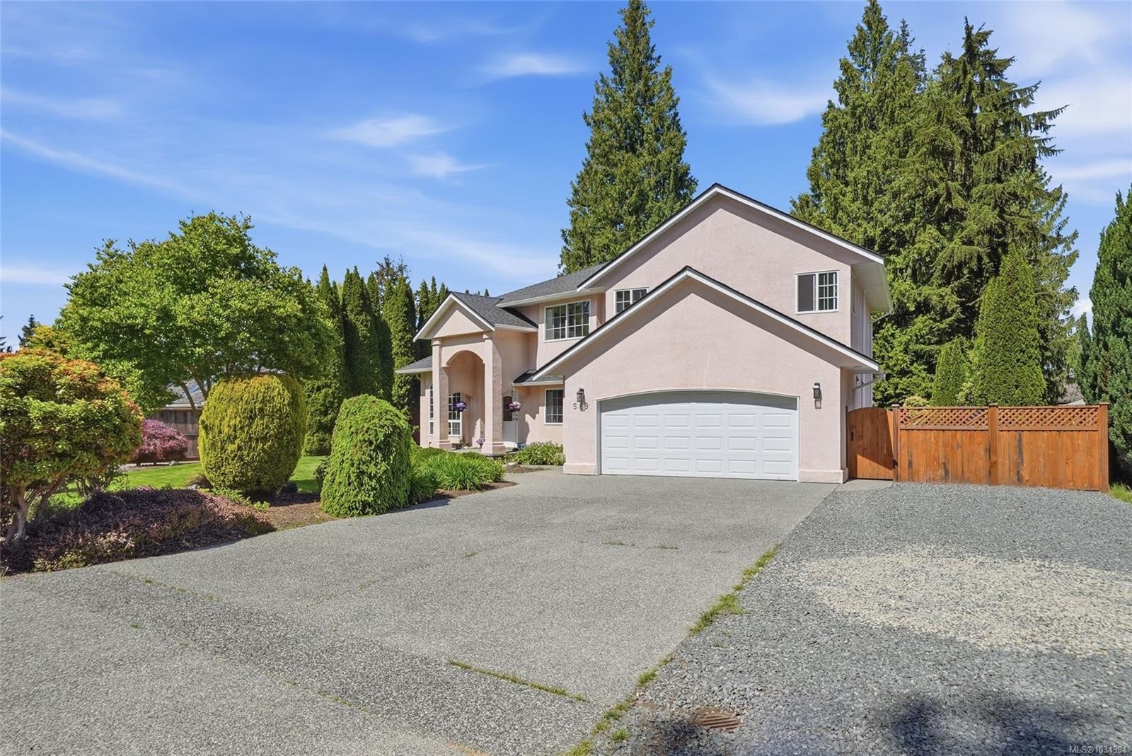 589 Belyea Rd, Qualicum Beach, BC