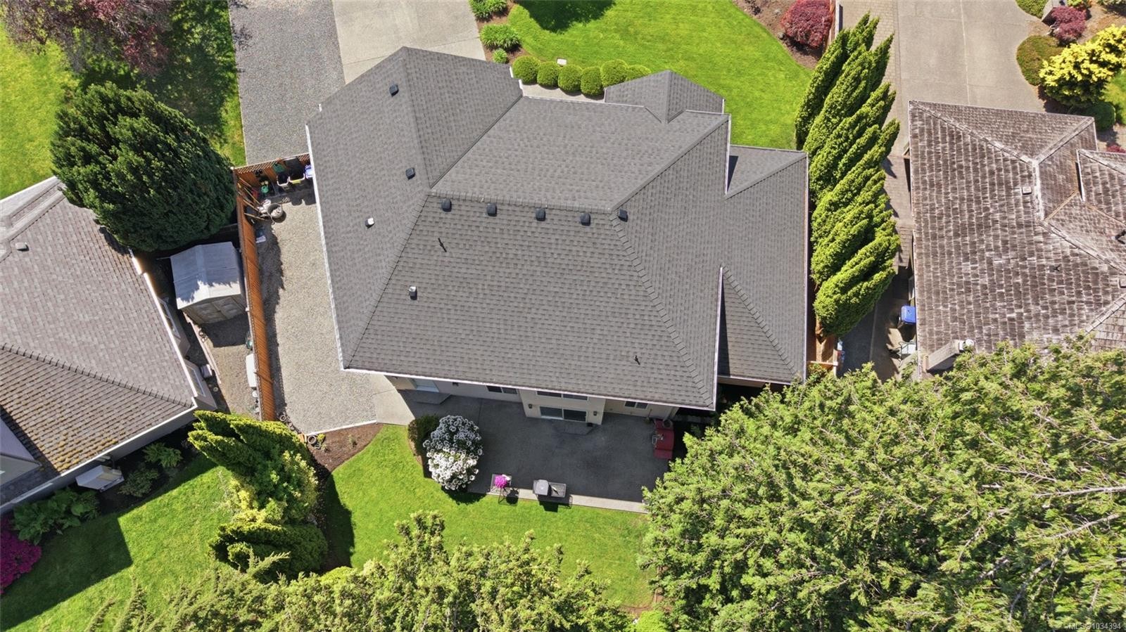 589 Belyea Rd, Qualicum Beach, BC