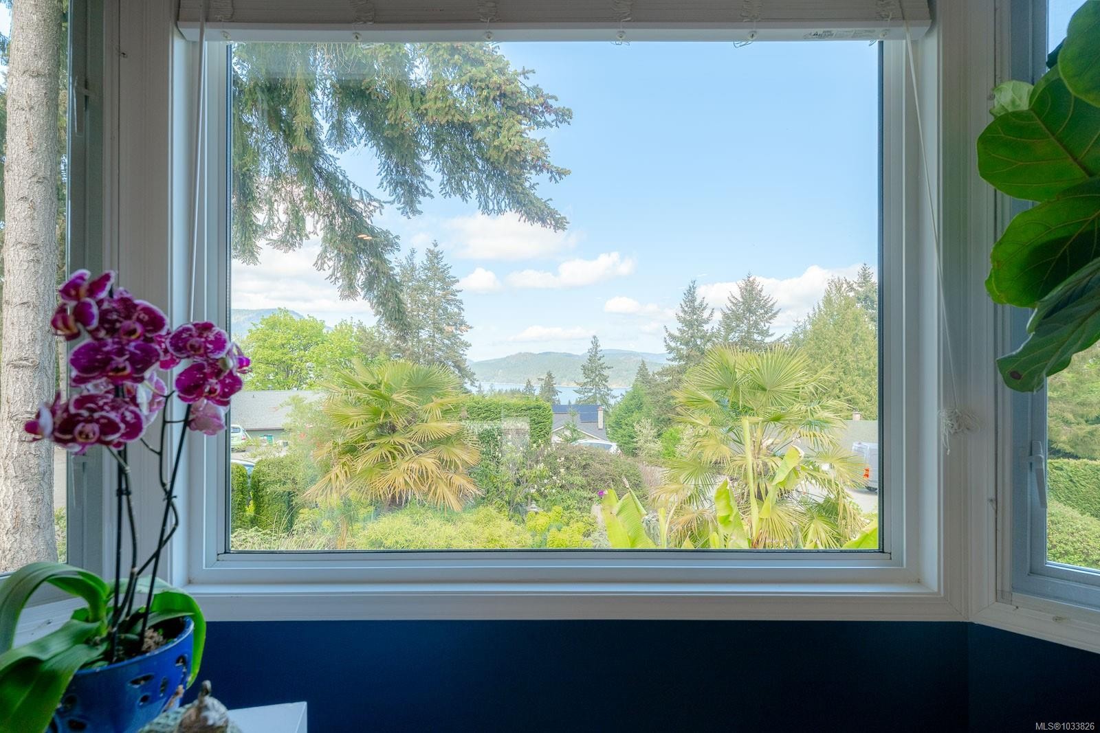 1345 Garrett Pl, Cowichan Bay, BC