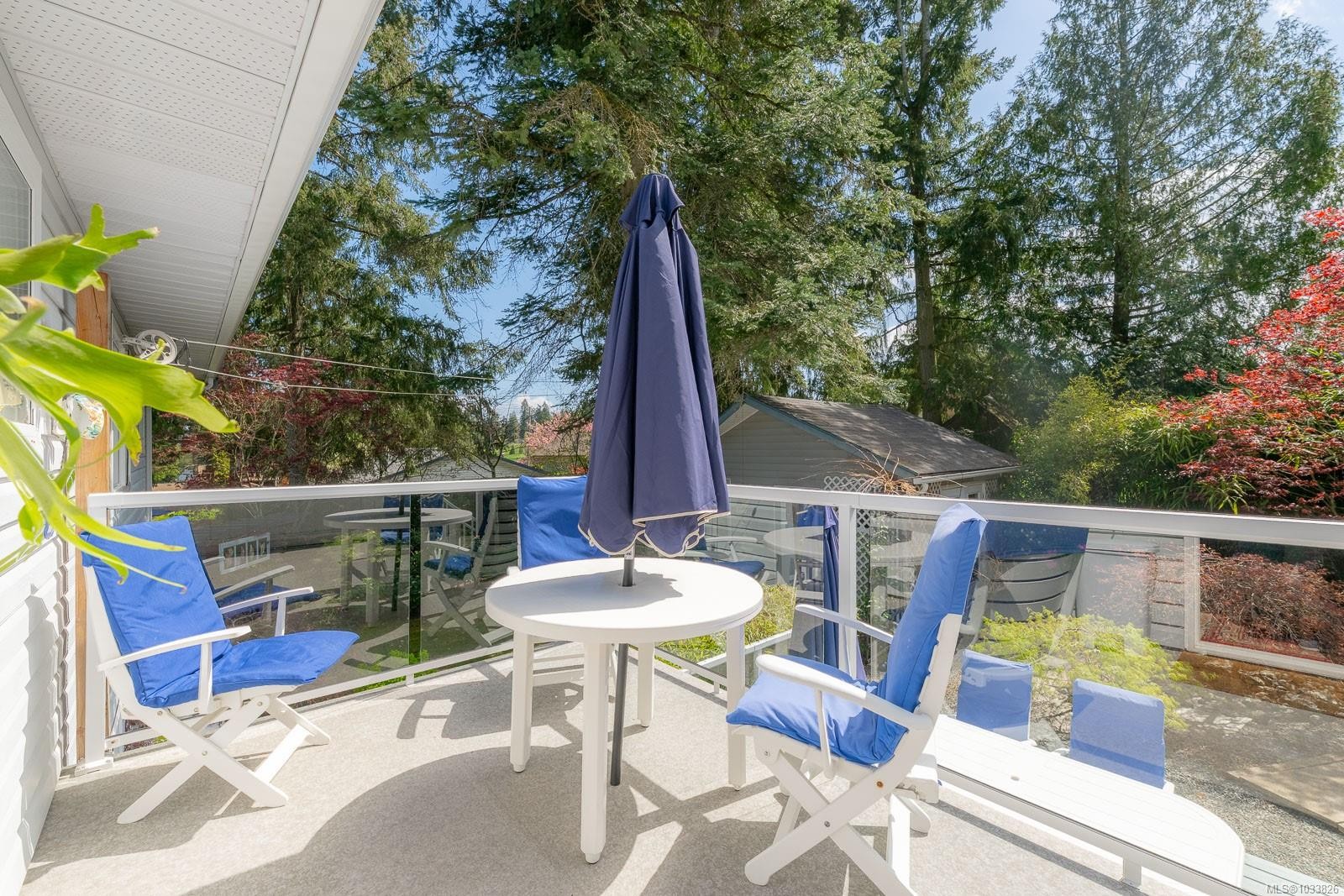 1345 Garrett Pl, Cowichan Bay, BC