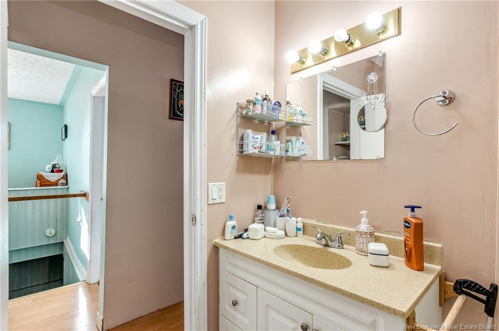 16 Field Rd, Saint John, NB