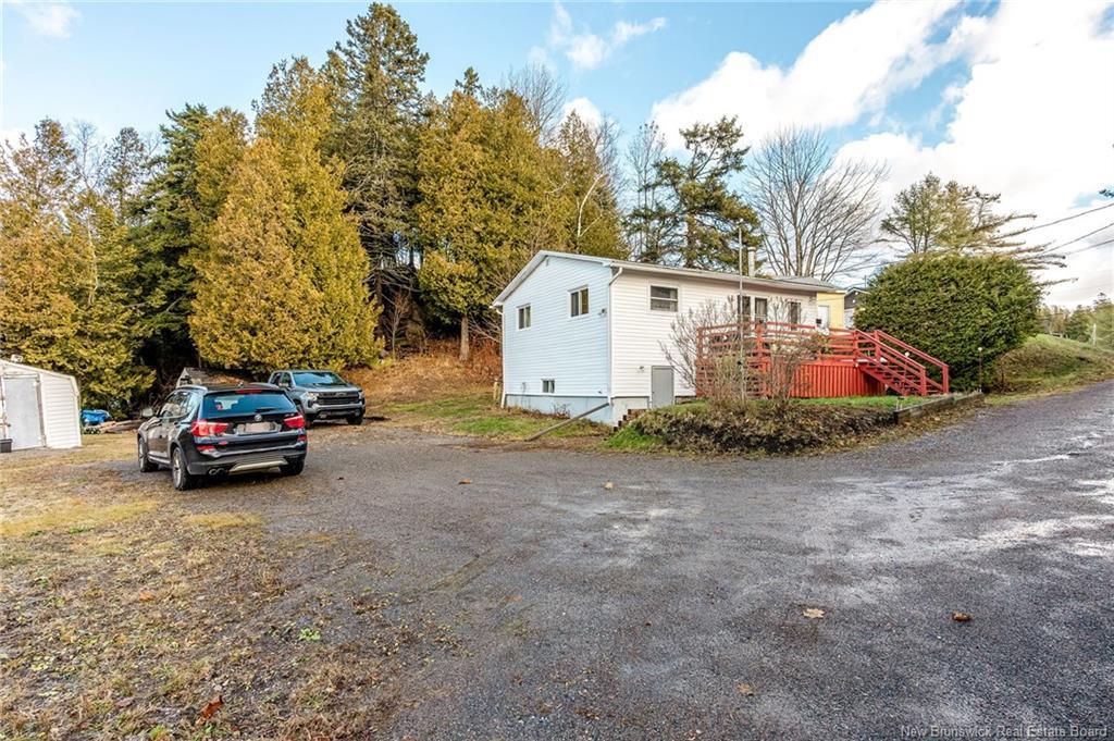 16 Field Rd, Saint John, NB
