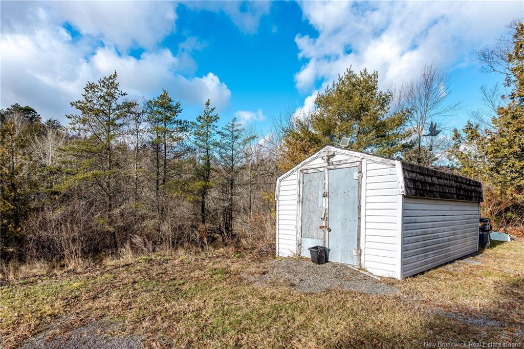 16 Field Rd, Saint John, NB