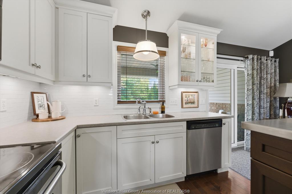 944 Thompson, Windsor, ON