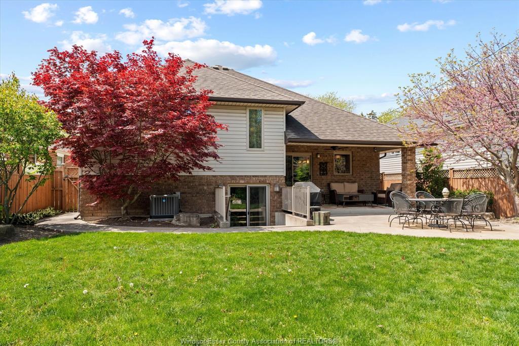 944 Thompson, Windsor, ON