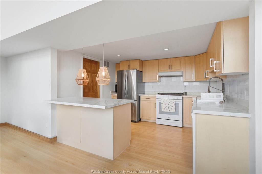 303-647 Irvine, Windsor, ON