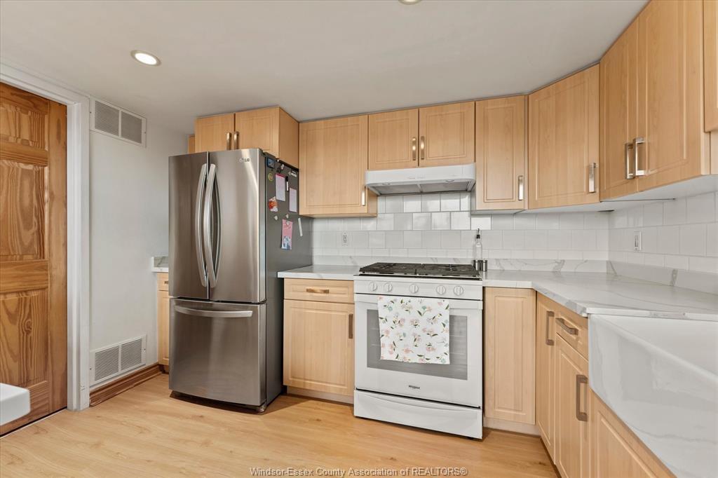 303-647 Irvine, Windsor, ON