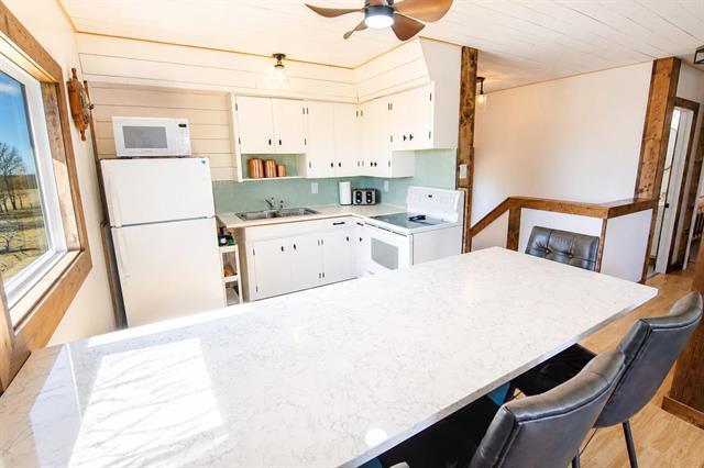 119 Beach Rd, White Mud Falls, MB
