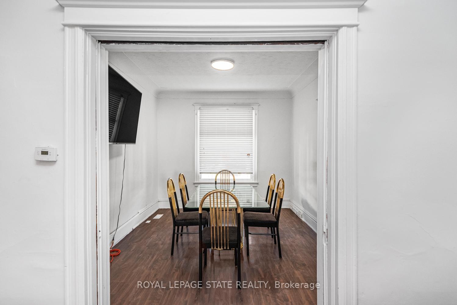 39 Arthur Avenue N, Hamilton, ON - Indoor Photo Showing Dining Room