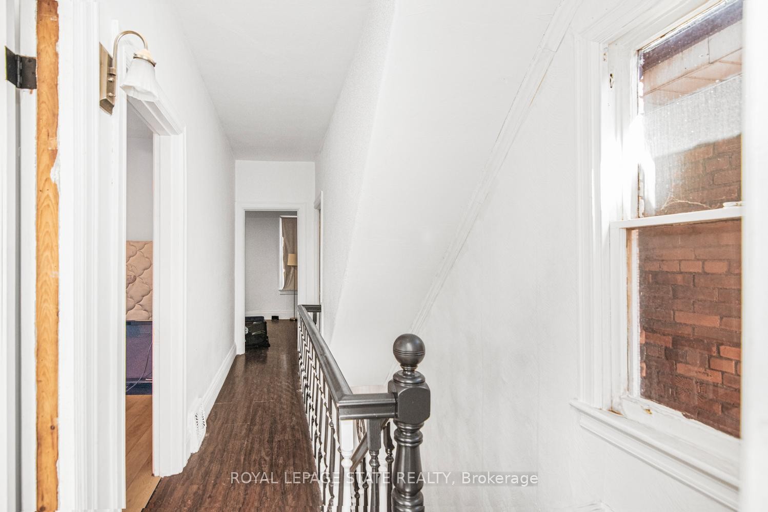 39 Arthur Avenue N, Hamilton, ON - Indoor Photo Showing Other Room