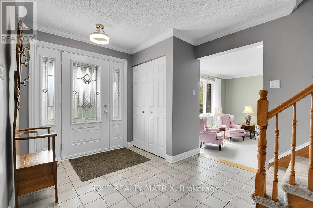 Large welcoming foyer greets you upon entering. - 1340 Cuthbert Way, Ottawa, ON - Indoor Photo Showing Other Room