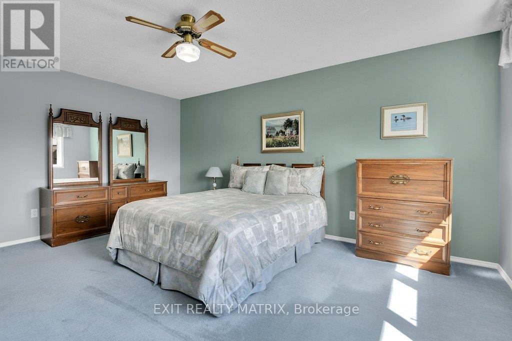 1340 Cuthbert Way, Ottawa, ON - Indoor Photo Showing Bedroom