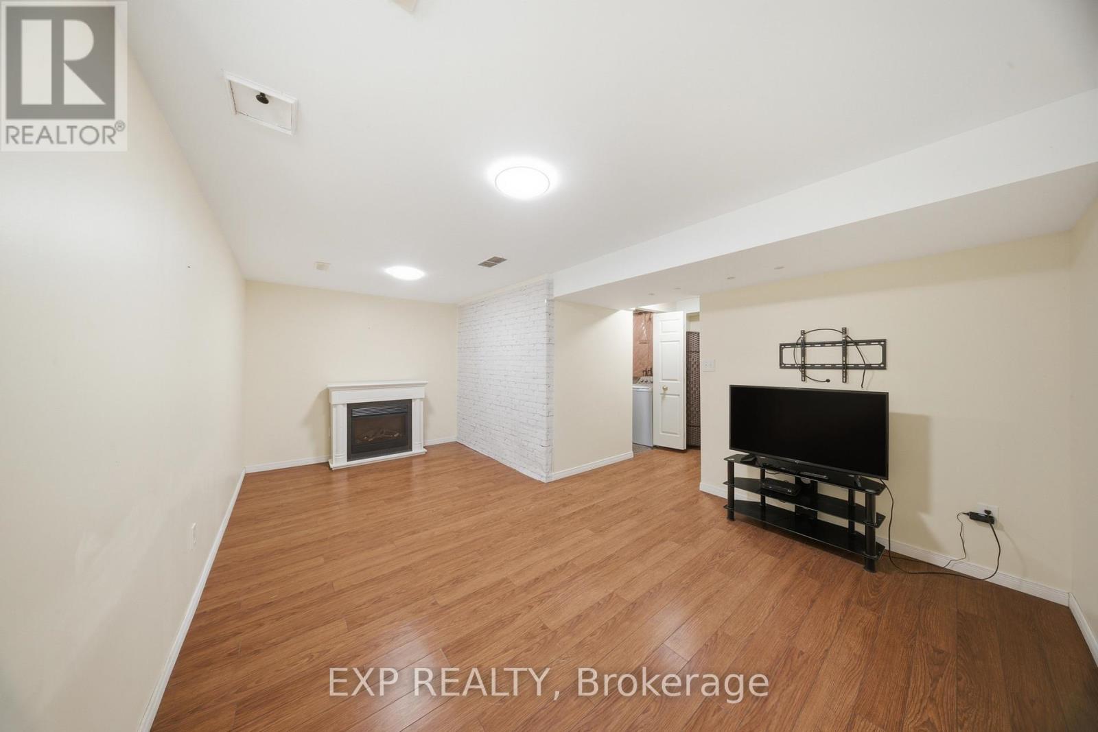 18 Prosperity Drive, Kitchener, ON - Indoor