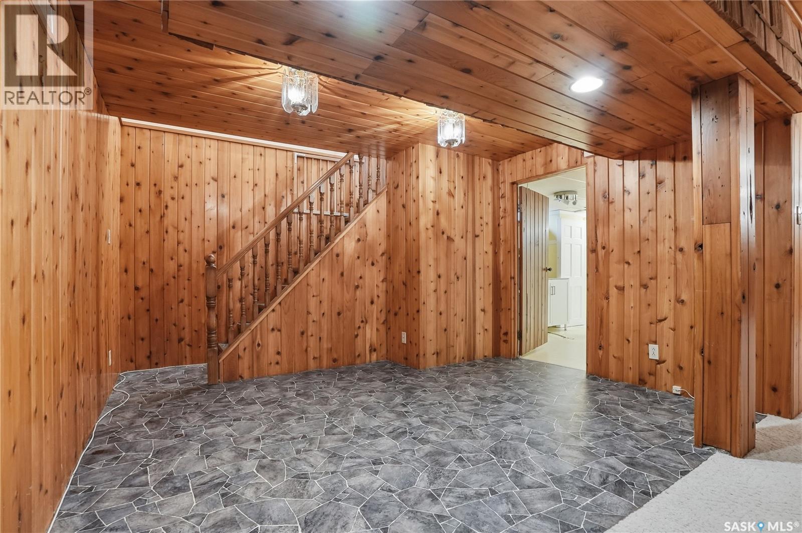 36 Morris Drive, Saskatoon, SK - Indoor Photo Showing Other Room