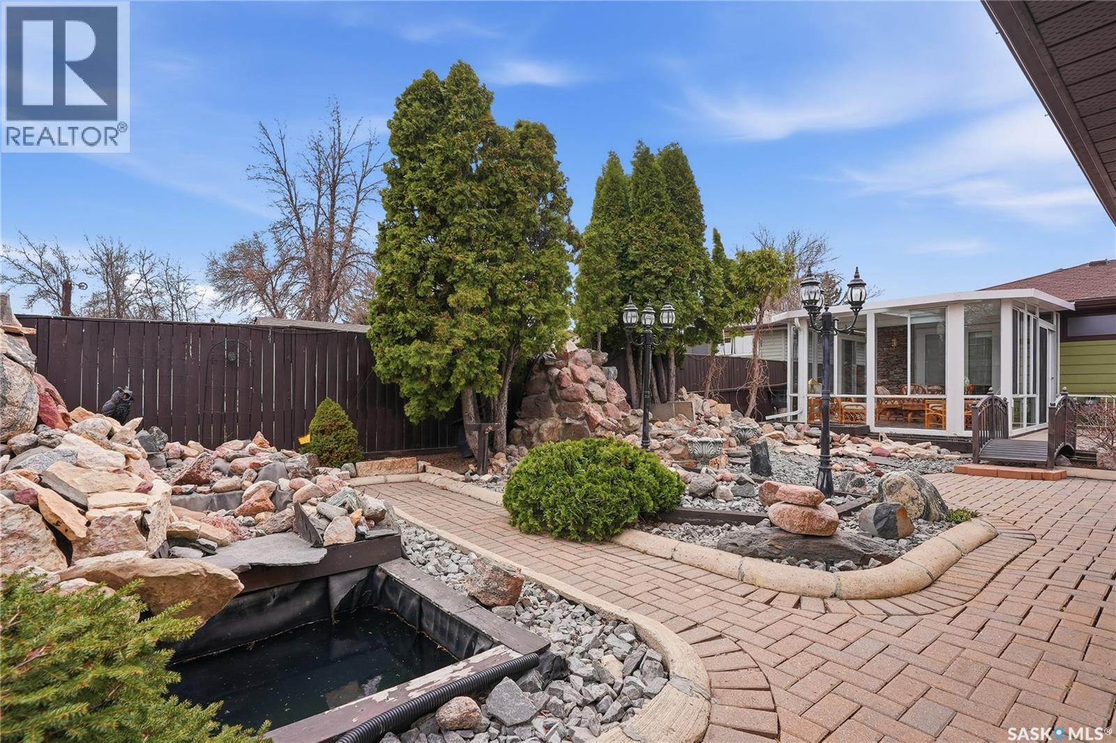 36 Morris Drive, Saskatoon, SK - Outdoor With Deck Patio Veranda