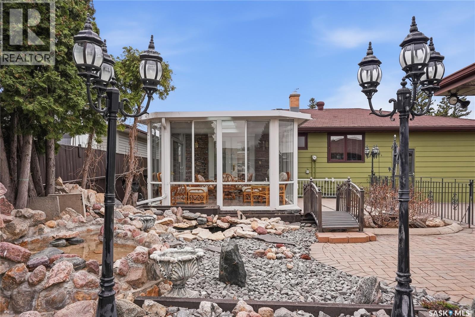 36 Morris Drive, Saskatoon, SK - Outdoor