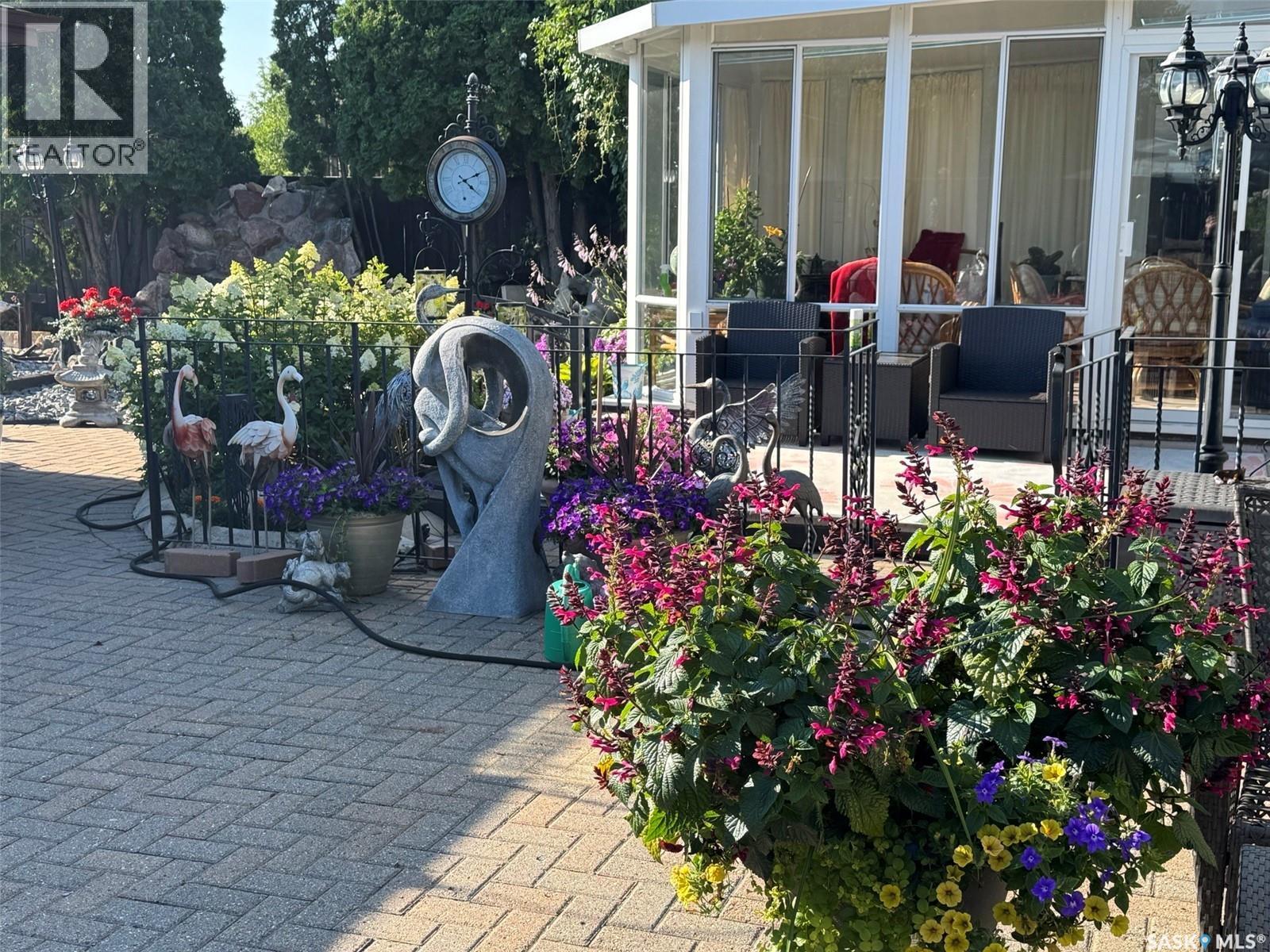 36 Morris Drive, Saskatoon, SK - Outdoor With Deck Patio Veranda