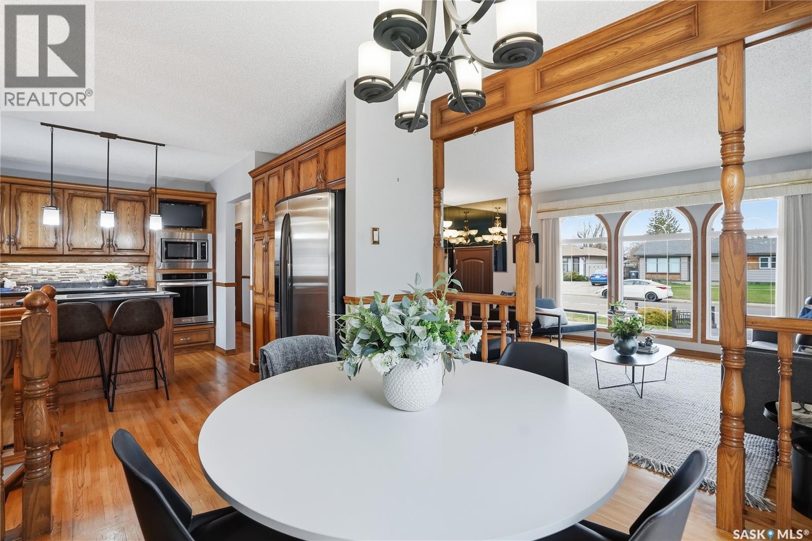 36 Morris Drive, Saskatoon, SK - Indoor Photo Showing Dining Room