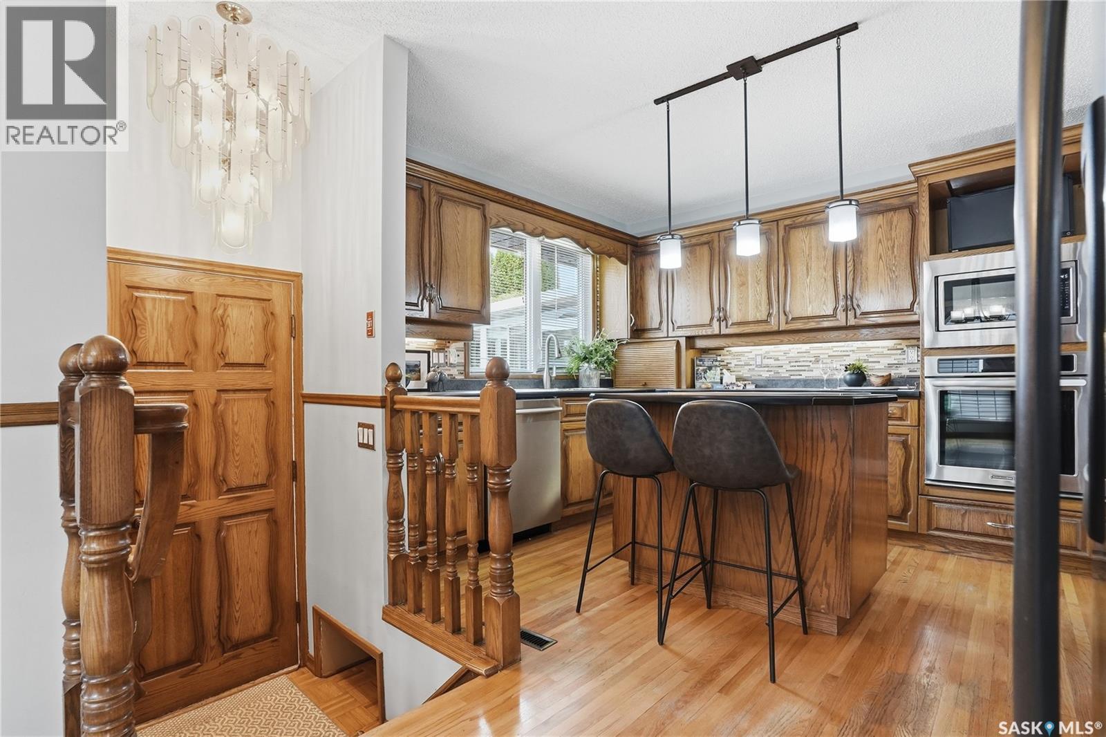 36 Morris Drive, Saskatoon, SK - Indoor Photo Showing Kitchen