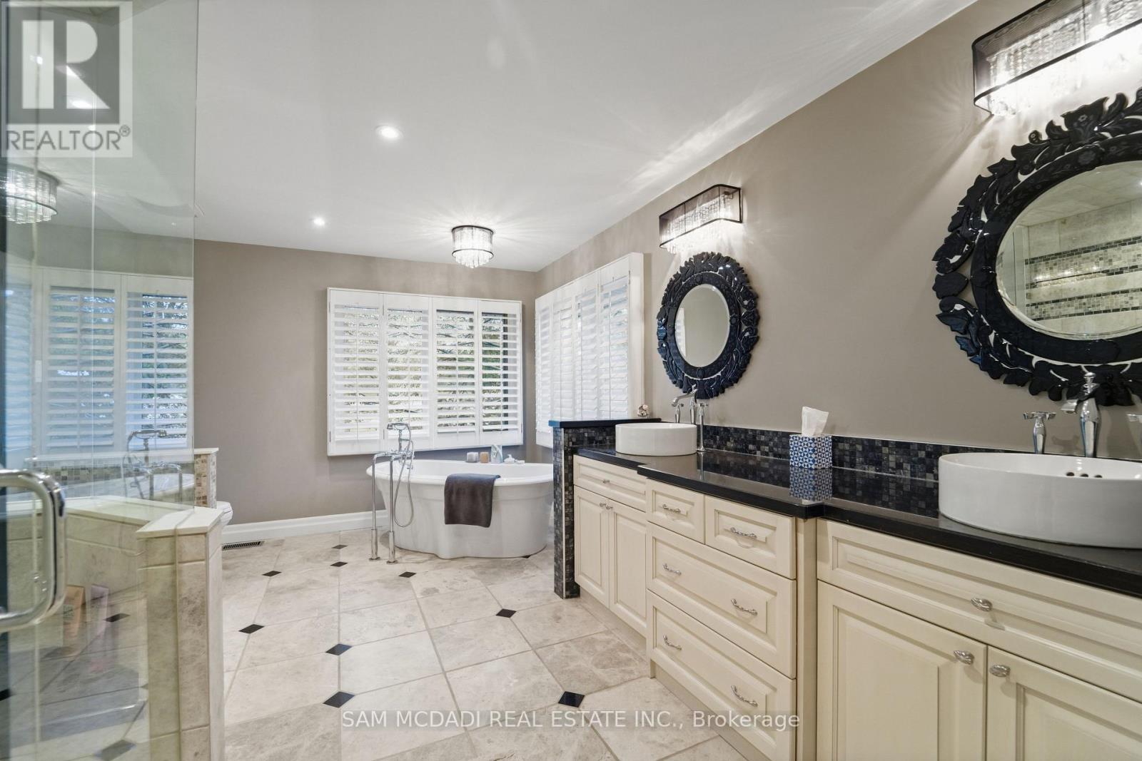 495 Meadow Wood Road, Mississauga, ON - Indoor