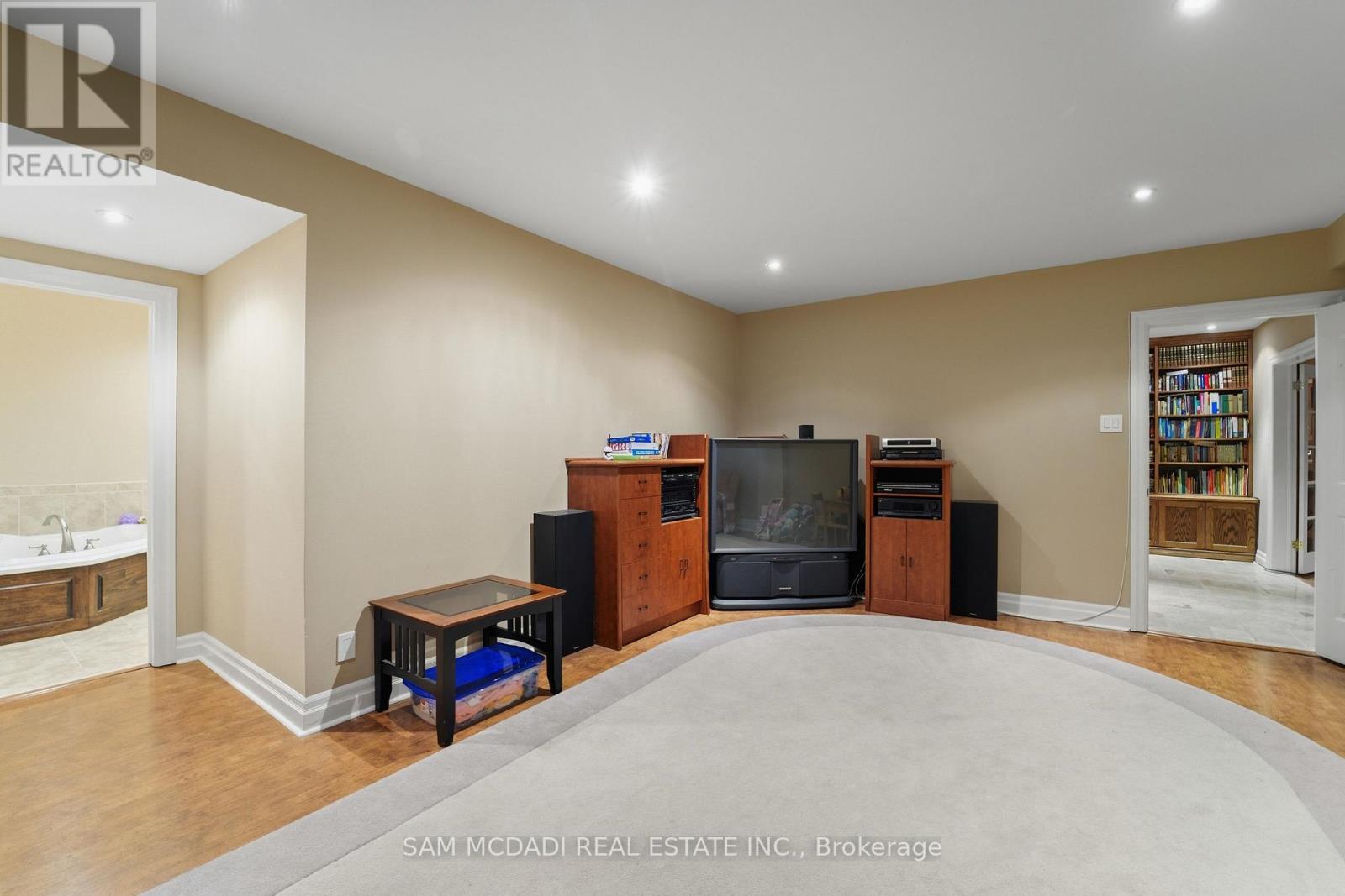 495 Meadow Wood Road, Mississauga, ON - Indoor