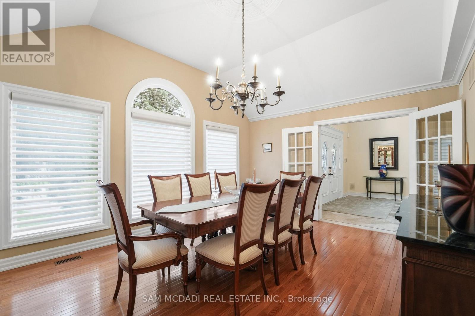 495 Meadow Wood Road, Mississauga, ON - Indoor Photo Showing Dining Room